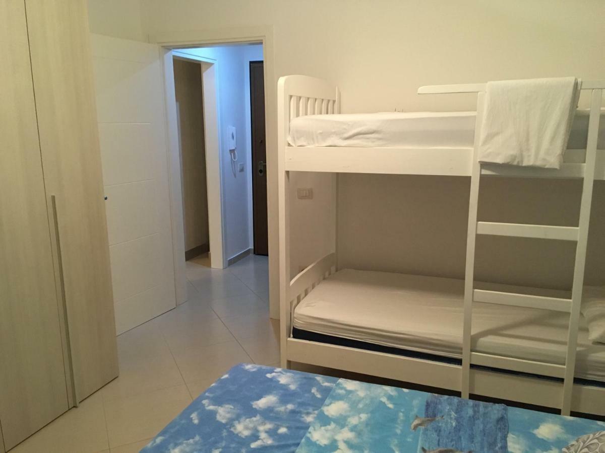 Bruka Apartaments Shengjin Bagian luar foto
